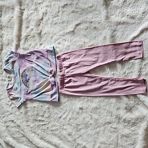 Toddlers 2 piece outfit